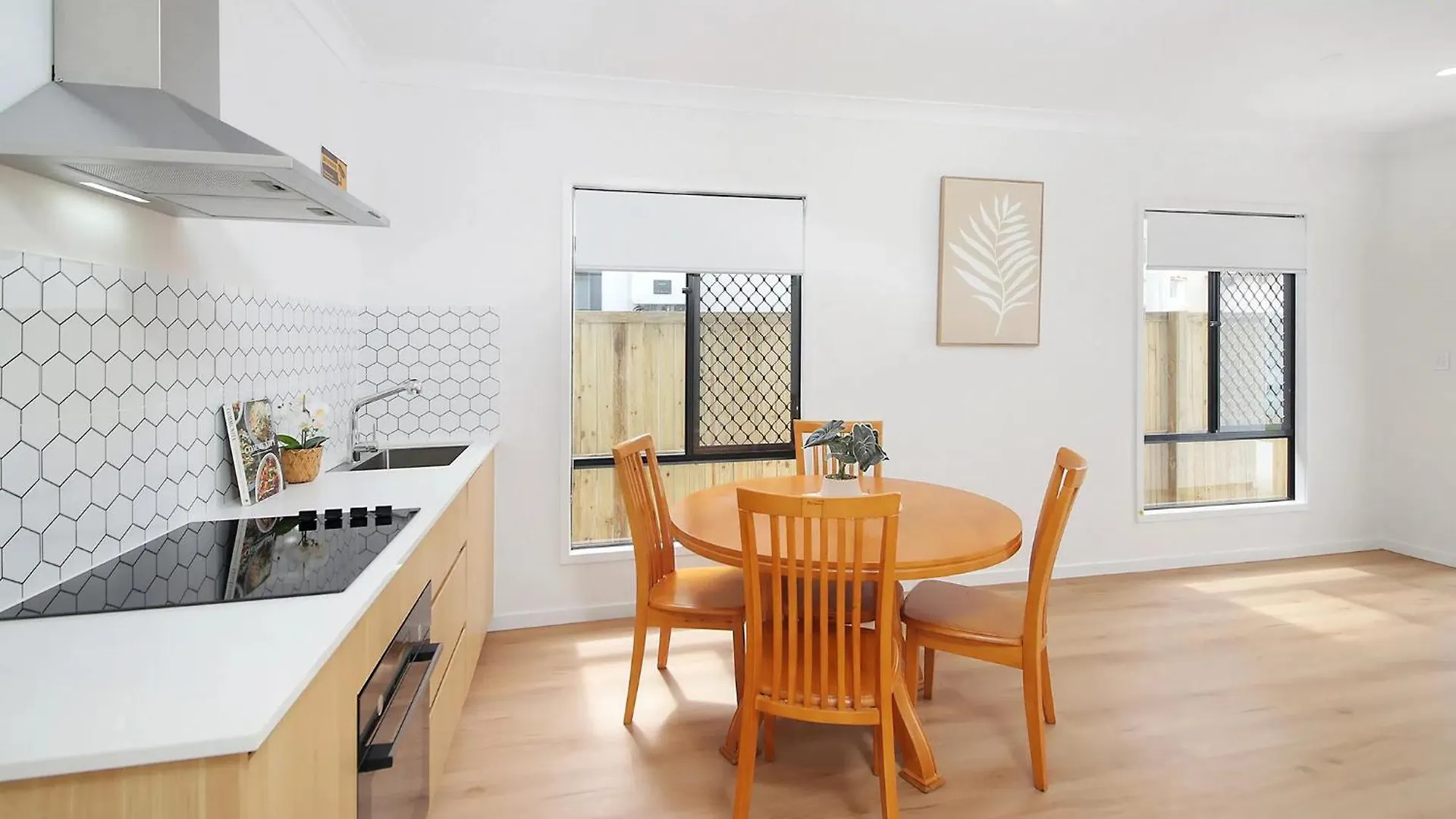 Modern New-Build Tranquil Home Studio Australia