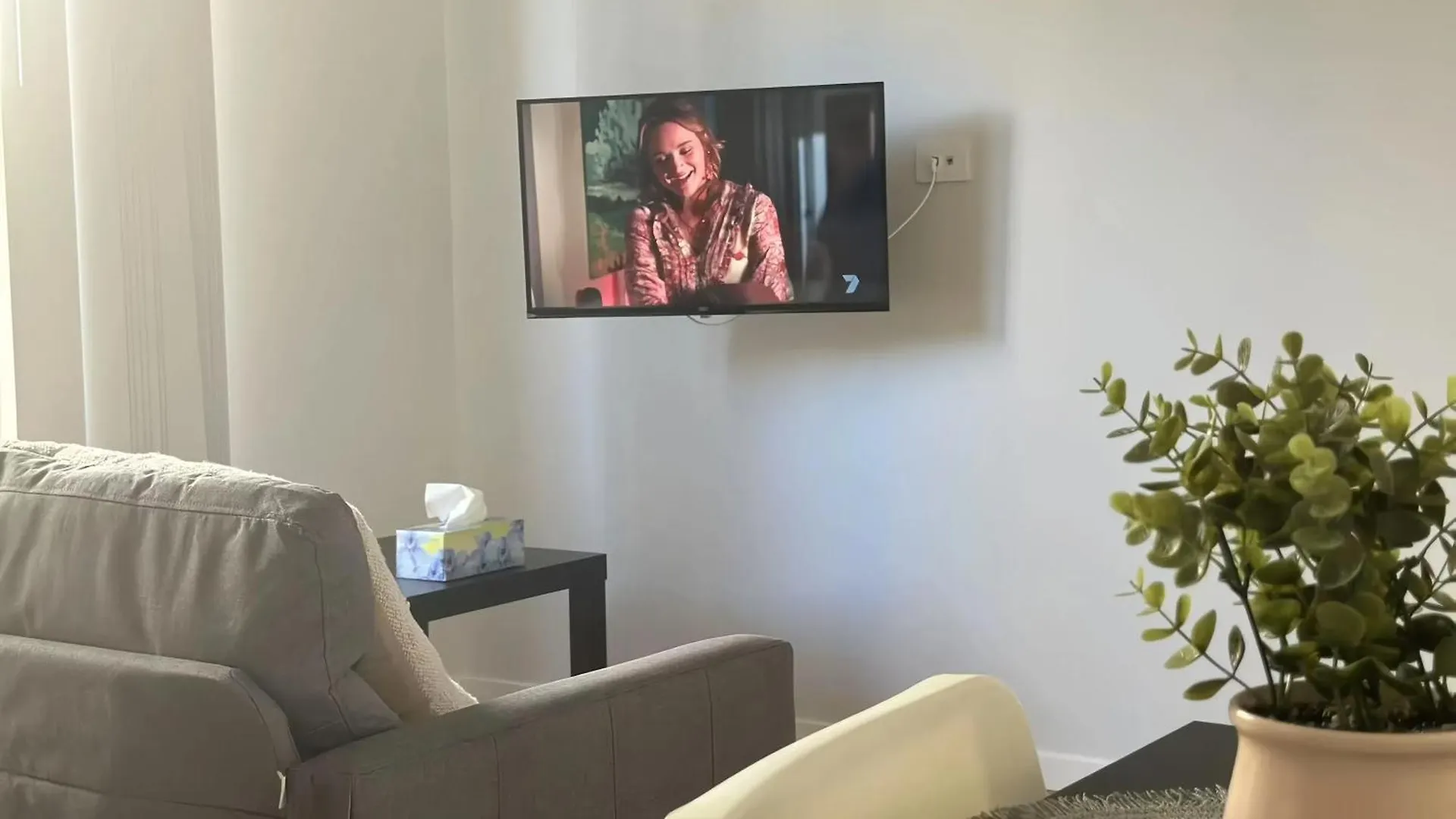 Homestay Modern New-Build Tranquil Home Studio